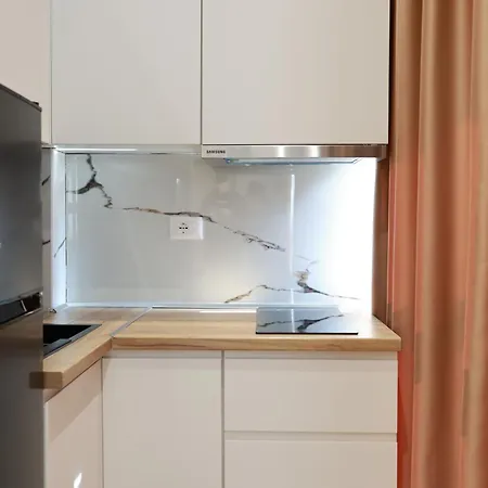 Palm Haven Premium *